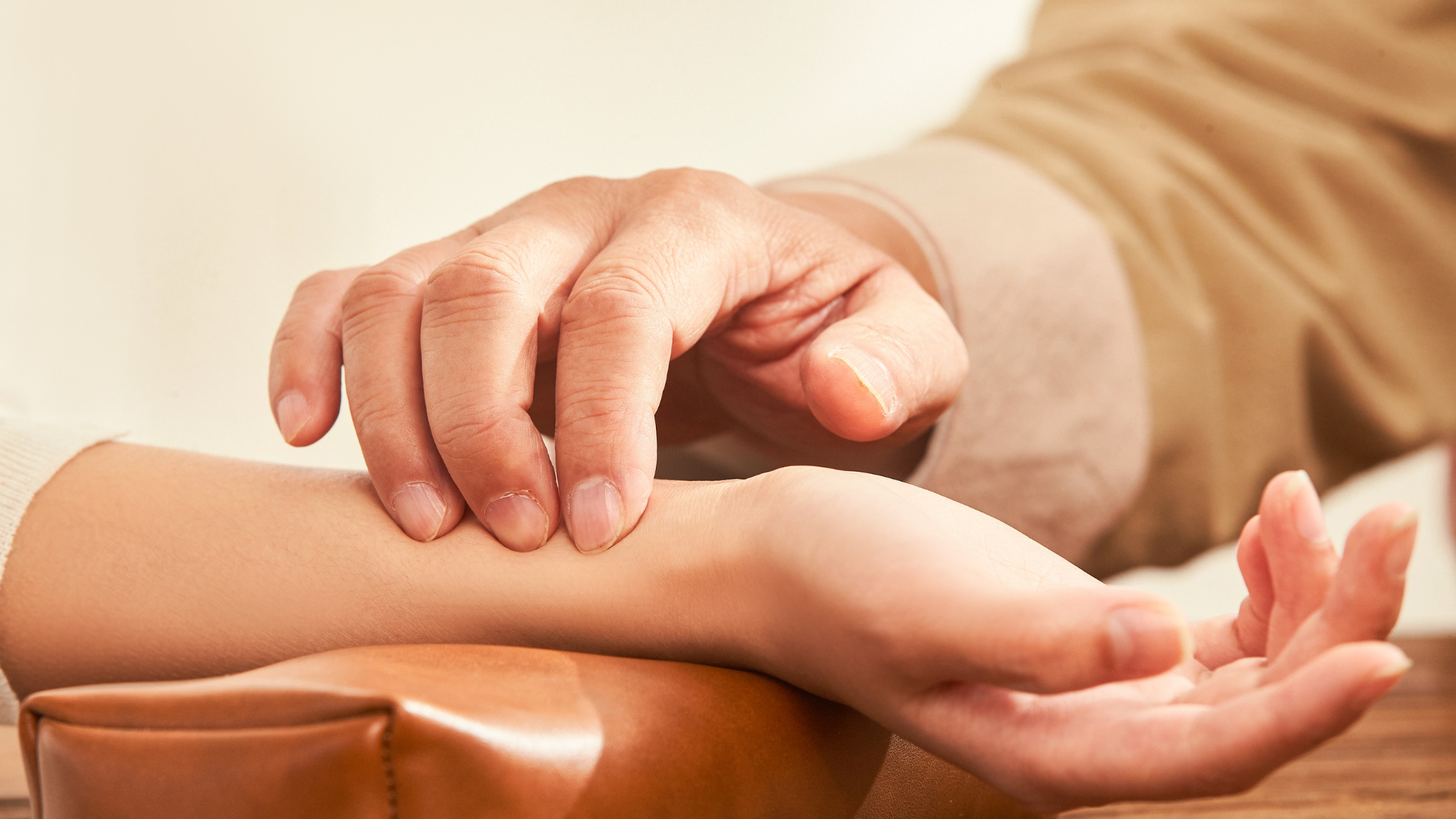 Design sans titre 2025 09 16T150115.740 | Hankar Harmony Center, Votre centre en Traitement Traditionnel Chinois